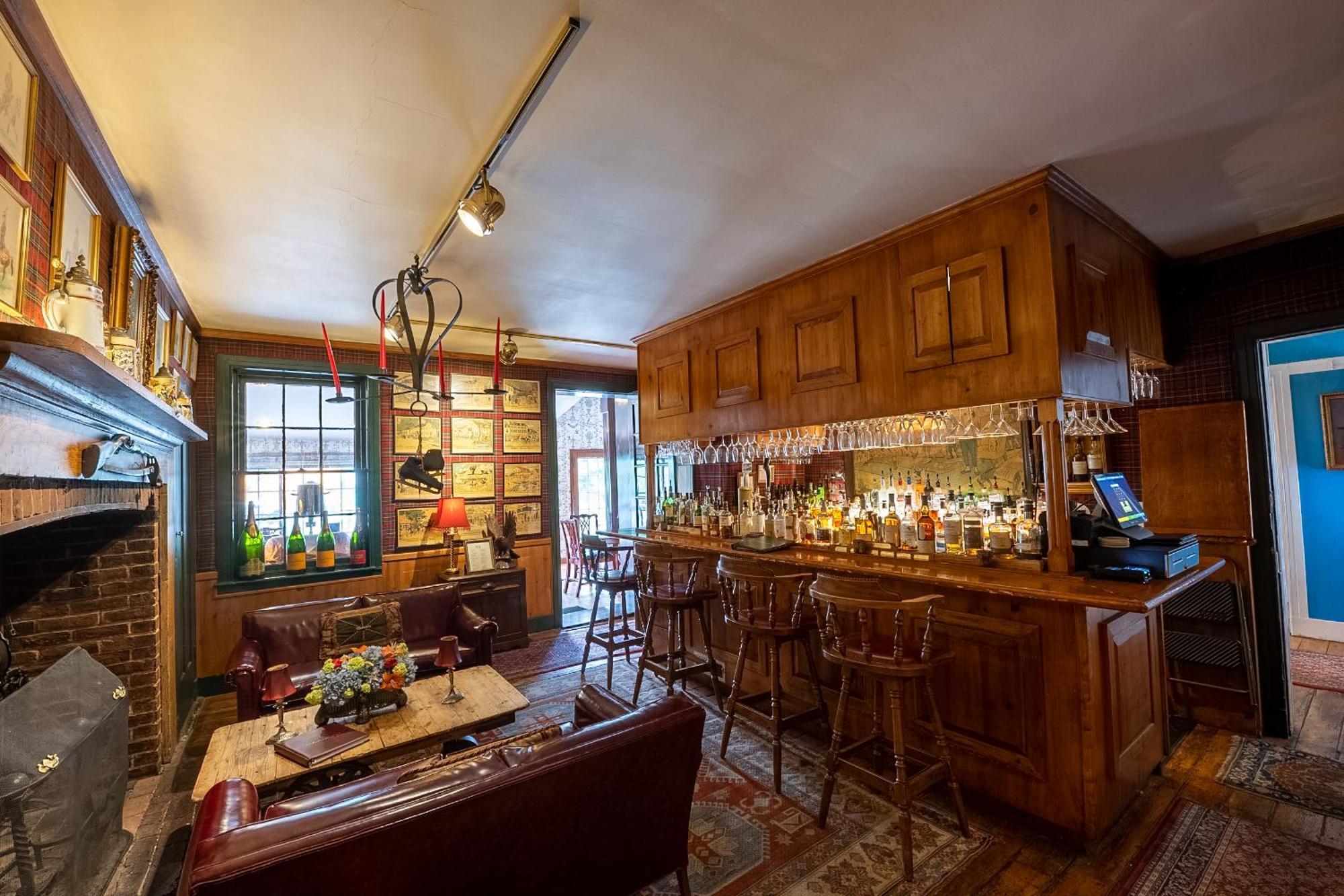 Antrim 1844 Hotel Taneytown Kültér fotó
